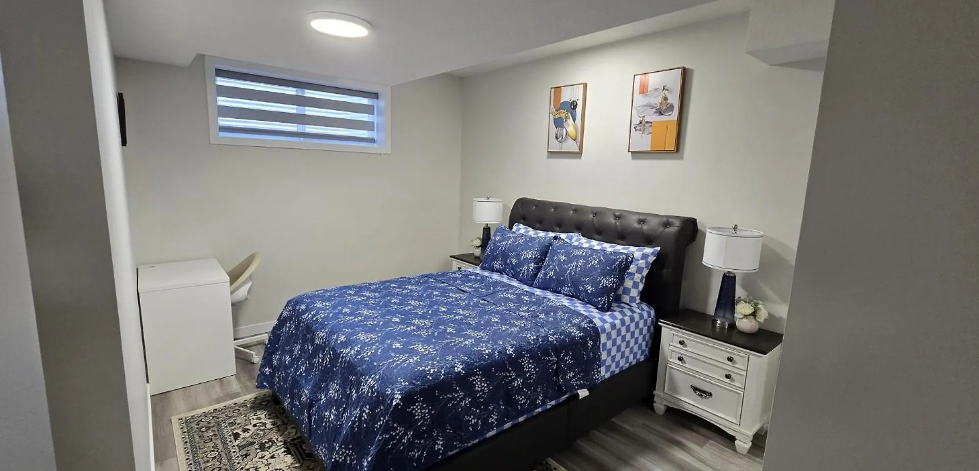 Bleniel Place - Stylish Basement Suite With Wi-Fi Netflix & Parking Edmonton Bed & Breakfast